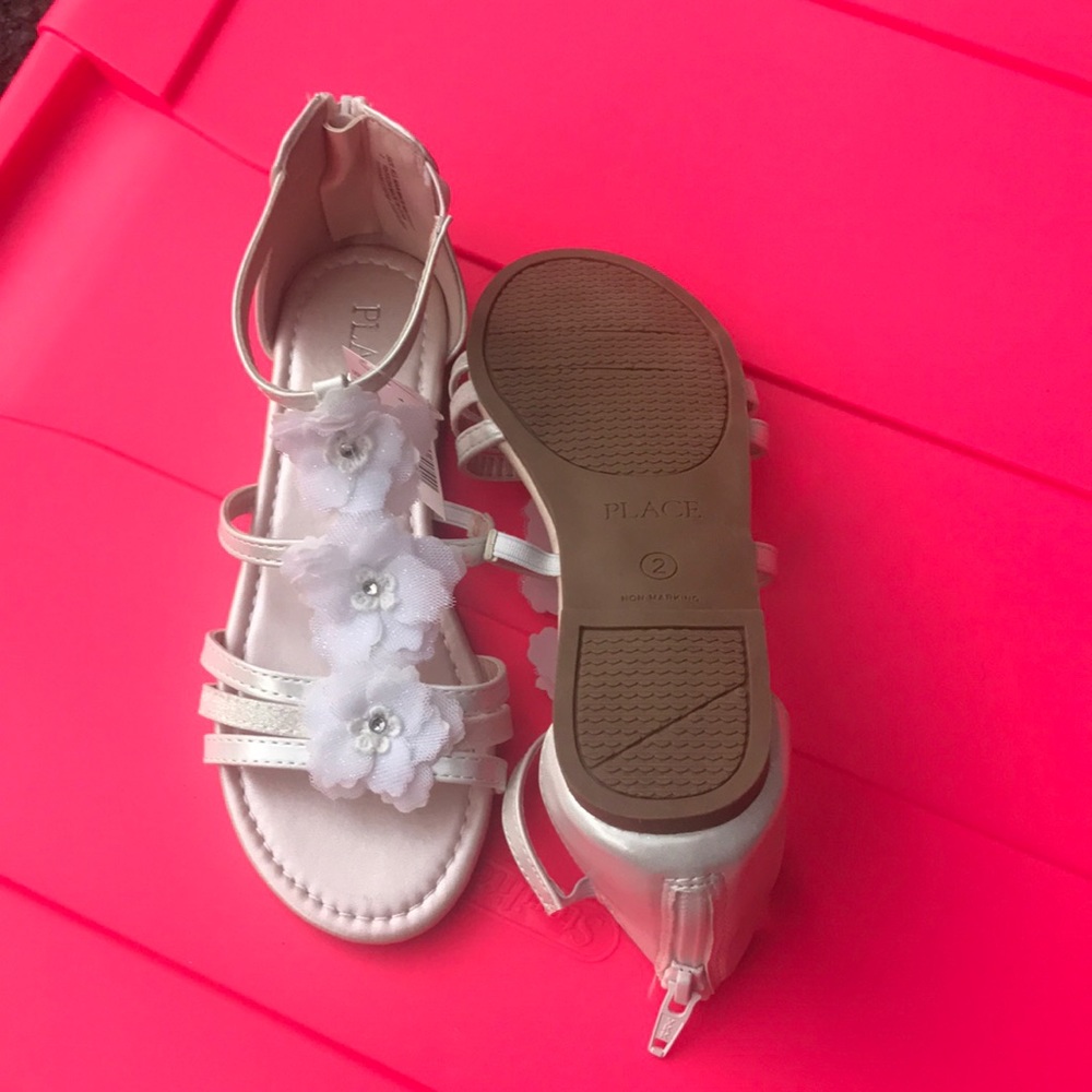 New with Tags Girl Sandal
